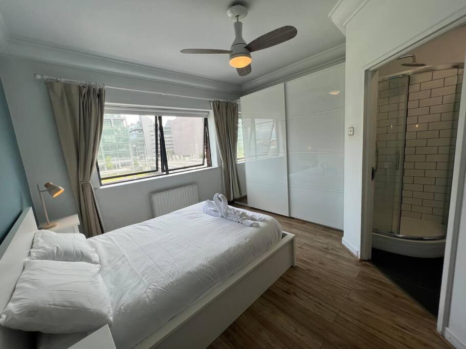 都柏林Stylish Flat With River View公寓 外观 照片